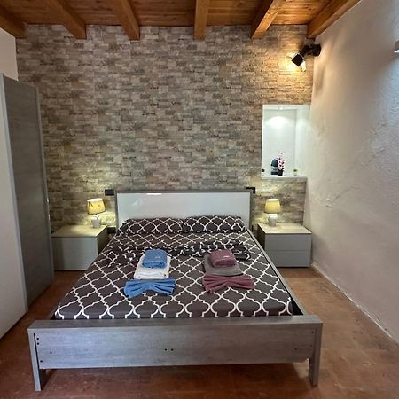 Appartamenti In Centro Storico A 15 Min Dal Lago D'Iseo - Free Wi-Fi - Ac Палаццоло-сулл'Ольо Экстерьер фото